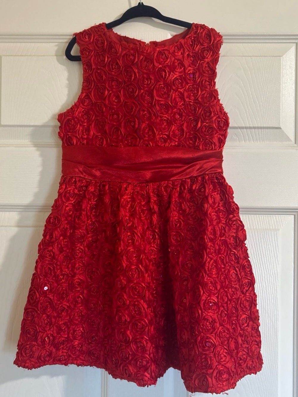 Red Flower-Texture Sash Girls' Dress